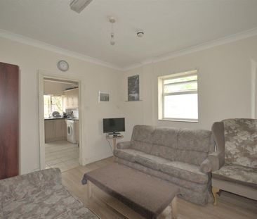 Westbrook, Bournemouth, BH1 - Photo 1