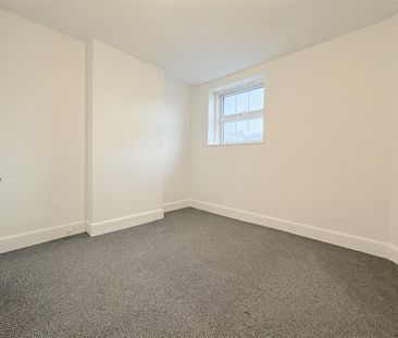 Marina, St Leonards, TN38 0BU - Photo 5