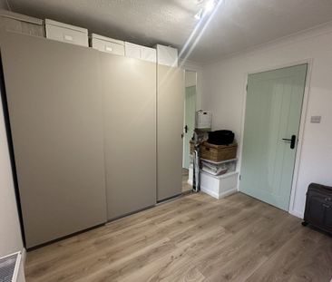 Stoneage Close - Photo 6