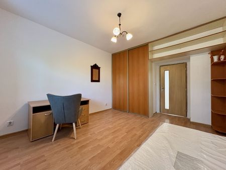 3-IZBOVÝ BYT 90m2+LODŽIA BALKÓN PARKOVANIE PREŠOV - Photo 2