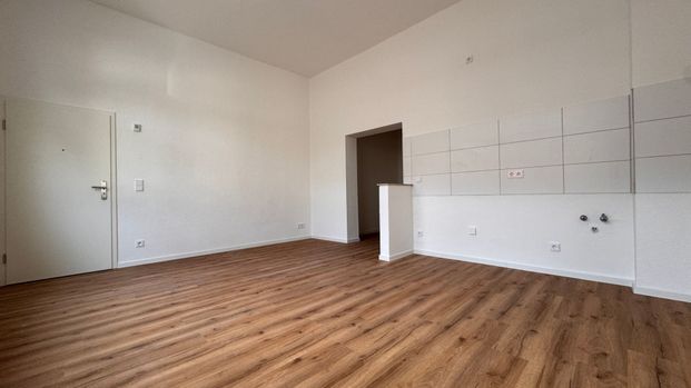 *** Erstbezug nach Sanierung! Charmante EG-Wohnung mit Duschbad! *** - Photo 1