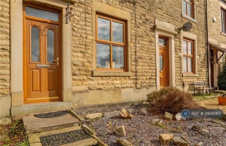 2 bedroom terraced house to rent - Photo 5