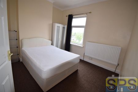 Leek Road, Stoke-on-Trent - Photo 2