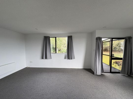 Renovated Rural Retreat - Photo 1