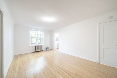 For Lease - 8 Mallory Gardens Unit# 4, Toronto, Ontario - Photo 3