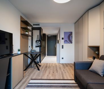 Welcome to City Pop Zurich Oerlikon – Your Home, Just Smarter - Photo 1