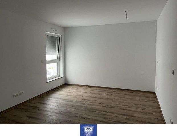 Himmlischer Dachtraum mit Fußbodenheizung und exklusivem Bad im Erstbezug! Lift! - Foto 1