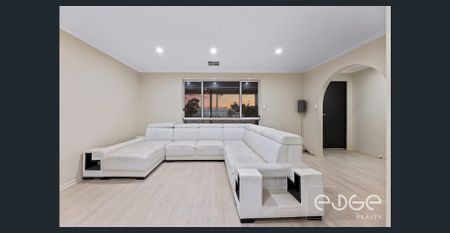 Spacious 4-Bedroom Family Home on a Large Block – Comfort, Convenience & Modern Living - Photo 5