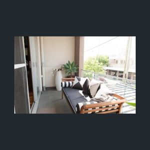 Two Bedroom close everything - Photo 3