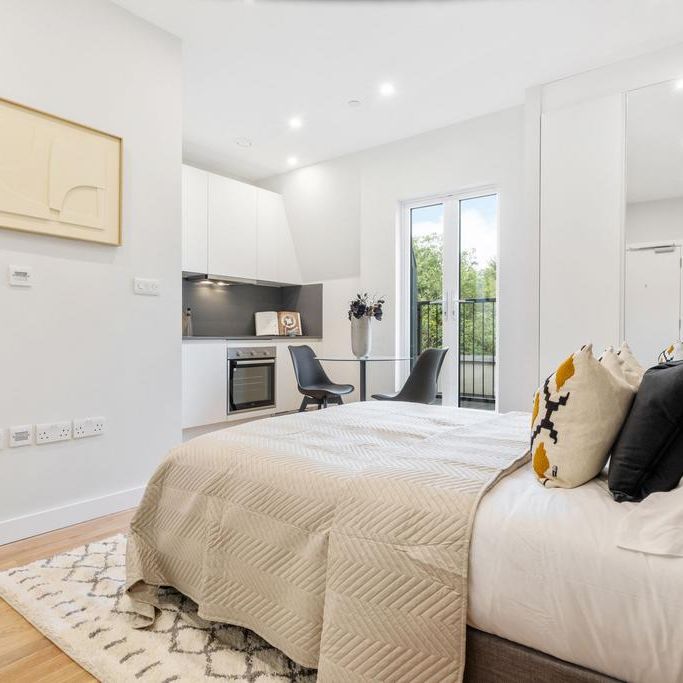 Flat to rent - Photo 1