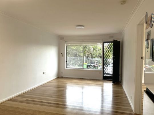 1/59 Thackeray Road, Reservoir VIC 3073 - Photo 1