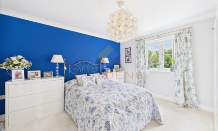 Cranes Lane, Colchester - Photo 3