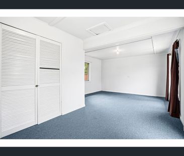 260 McIver Avenue, West Hoxton, NSW 2171 - Photo 1