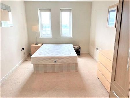 2 bedroom apartment to rent - Photo 2