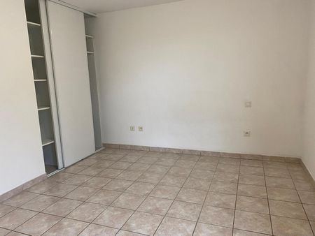 Location Appartement 2 pièces 49m² UCEL 07200 - Photo 2