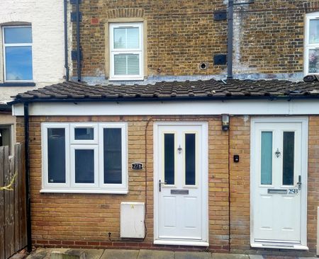 Victoria Street - Photo 5