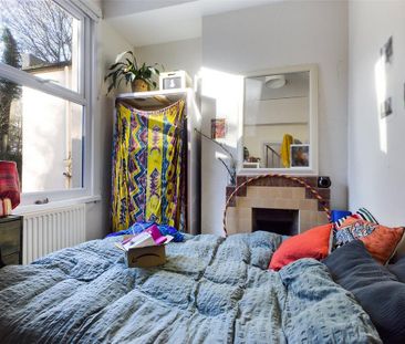 5 bedroom terraced house to rent - Photo 4