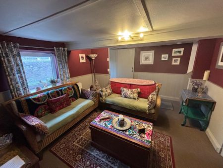 2 bedroom terraced house to rent - Photo 3