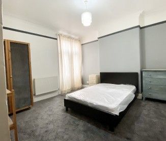 1 Bed - Upperton Road, Leicester, - Photo 5