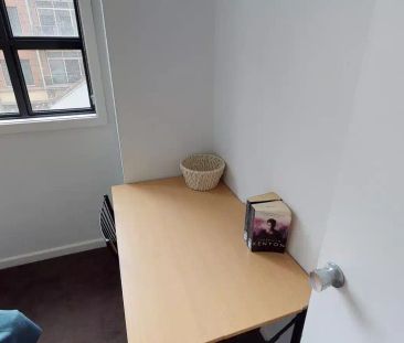 2 Bedroom - Photo 5