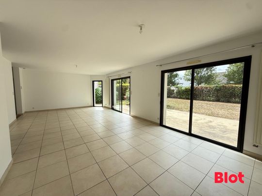 Location Maison 7 pièces 152m² VERN SUR SEICHE 35770 - Photo 1