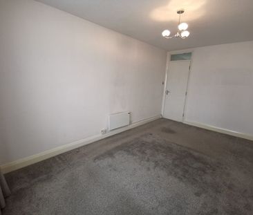 2 Bed Flat, Brook Court, TW8 - Photo 4
