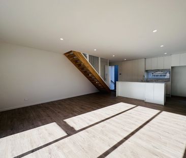 5/32 Ryan Street, Phillipstown - Photo 4