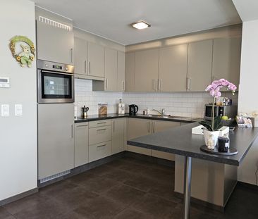 Ruim gelijkvloers appartement met terras en garage - Photo 6