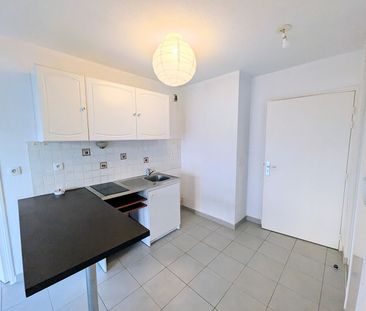 AIX EN PROVENCE APPARTEMENT T2 TERRASSE ET PARKING, - Photo 3