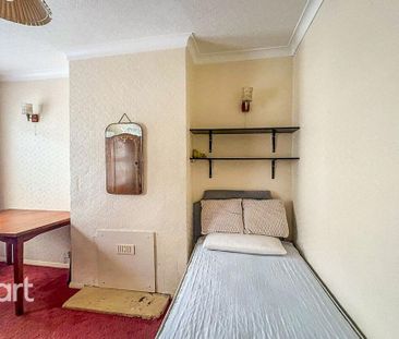 5 bedroom terraced house to rent - Photo 5