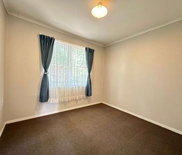 8 Hartley Terrace, Massey - Photo 3