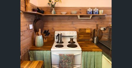 Waterfront home on Dangar Island- Under Contract - Photo 5