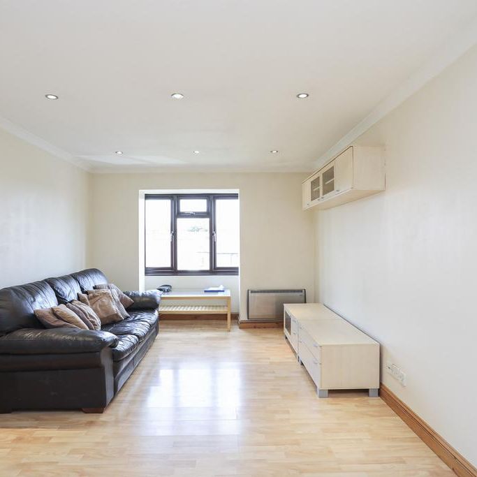 1 bedroom flat to rent - Photo 1