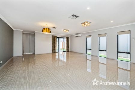 Stylish Living in the Sought-After Swan River Precinct! - Photo 5