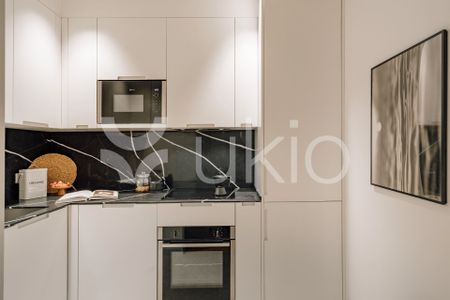 Apartamento de alquiler en Calle de Francisco de Rojas, Trafalgar - Photo 4