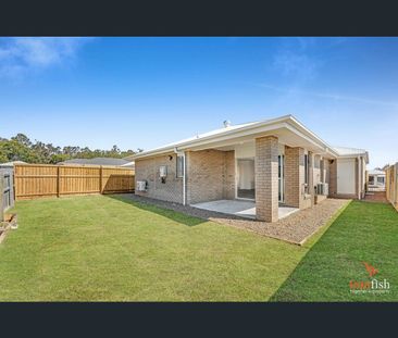 Executive style 4 bedroom home in the Stoneleigh Grove Estate, Loga... - Photo 4