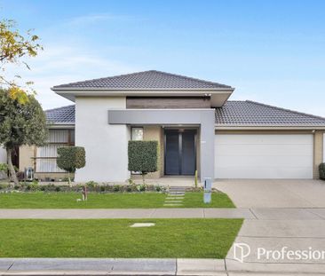 Immaculately Maintained Family Home in a Prime Williams Landing Loc... - Photo 1