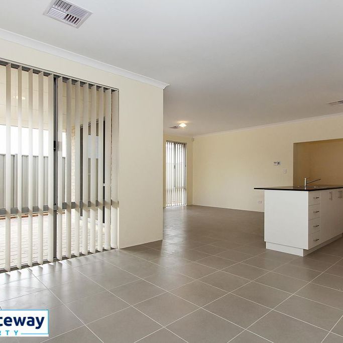 27 Mirima Way, WANDI WA 6167 - Photo 1