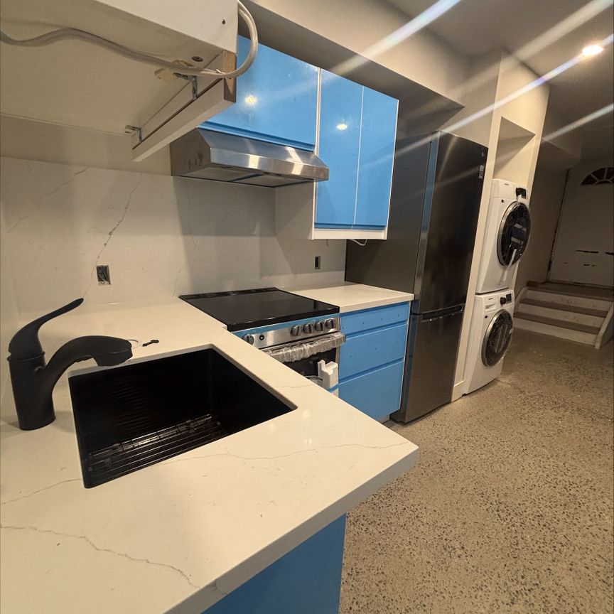 For Lease - 686 Rhodes Avenue Unit# Unit # 2, Toronto, Ontario - Photo 1