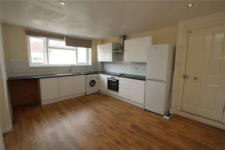Commercial Road, Swindon, Wiltshire, SN1 - Photo 4
