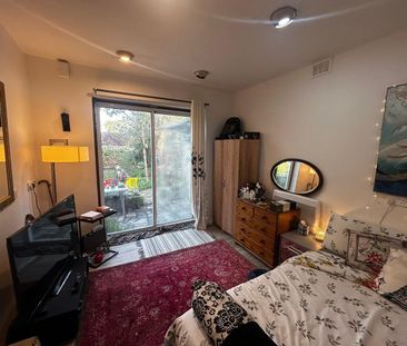 1 Bed Flat, London, N3 - Photo 3