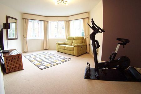 2 bedroom flat to rent - Photo 5