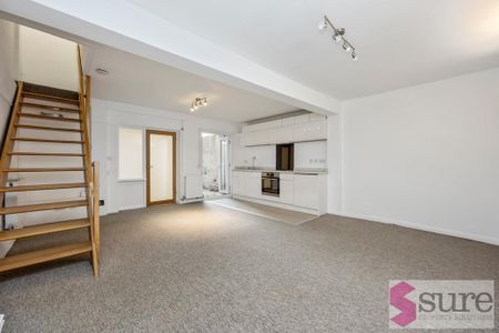 1 bedroom ground floor flat to rent - Photo 3
