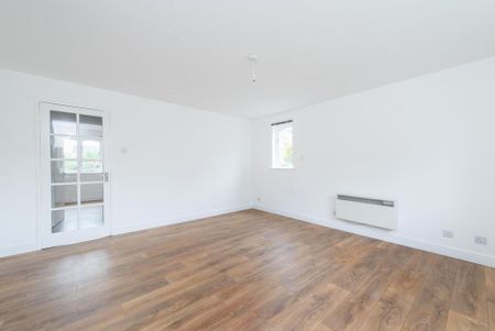 1 bedroom property to rent - Photo 4