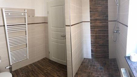 Gemütliche kleine 2-Raumwohnung frei und nutzbar ab 01. November 2025! - Photo 3