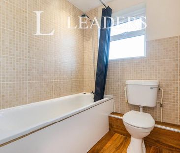 1 bedroom semi-detached house to rent - Photo 3