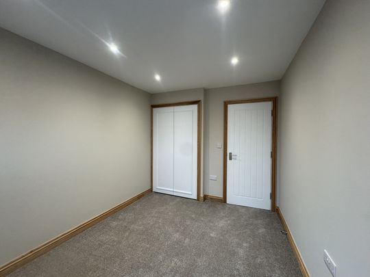 Selkirk Drive, Milton Keynes, Oakridge Park - Photo 1