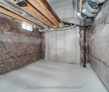 For Lease - 13 Hallmark Way, Whitby, Ontario - Photo 1