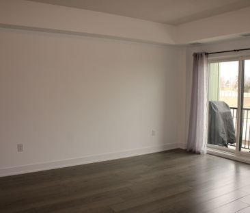 For Lease - 6 Spice Way Unit# 408, Barrie, Ontario - Photo 4