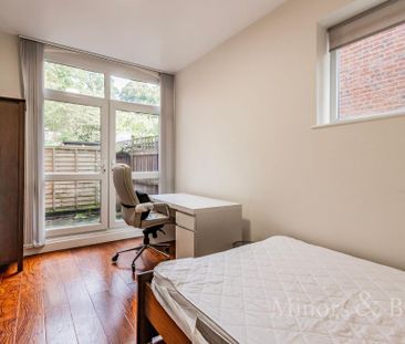 1 bedroom in a house share to rent - Photo 5
